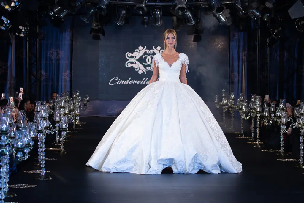 Cinderella Gelinlik